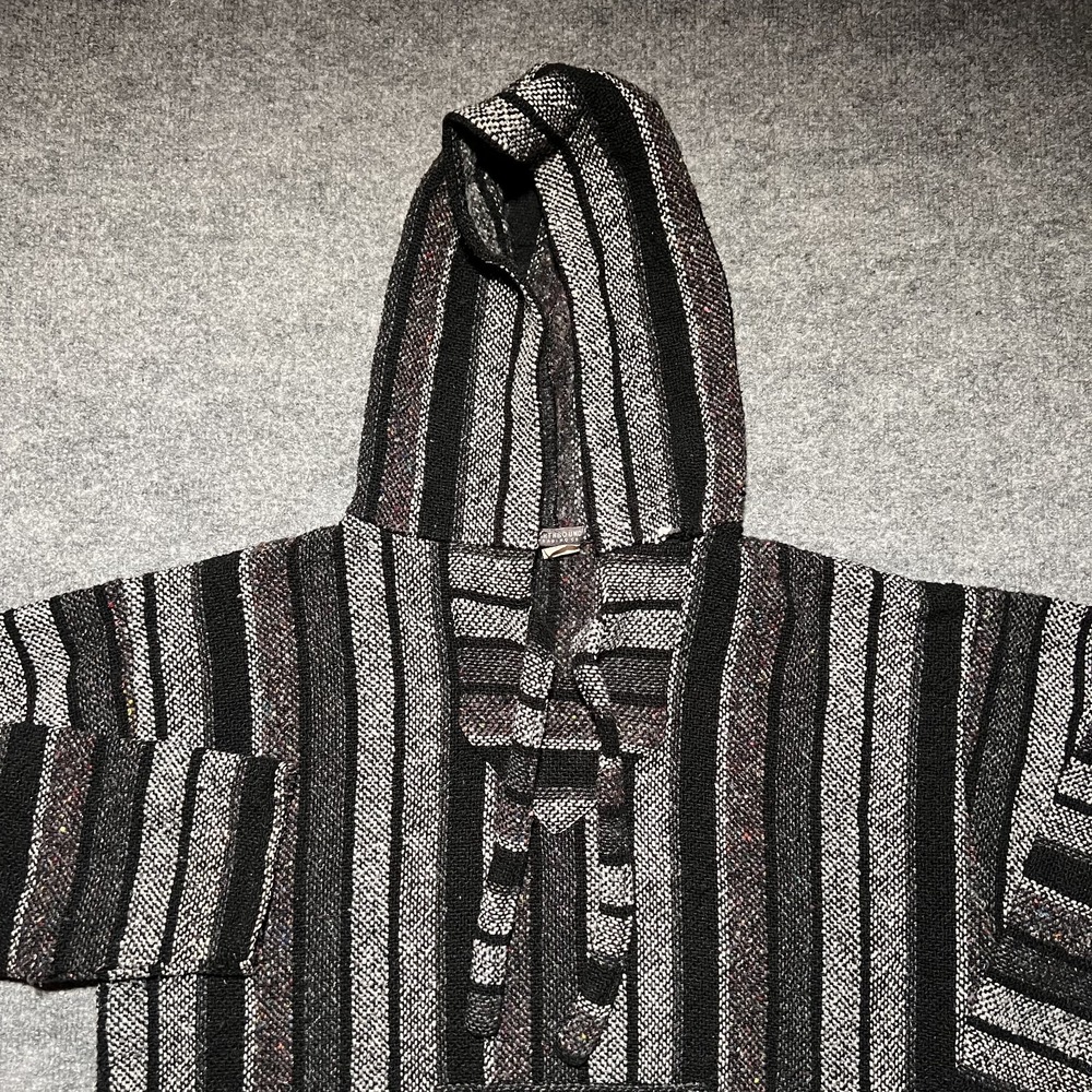 Earthbound Trading Co Sz L 42 Gray Poncho Baha Mexican Hoodie Pullover Molina - Picture 2 of 10